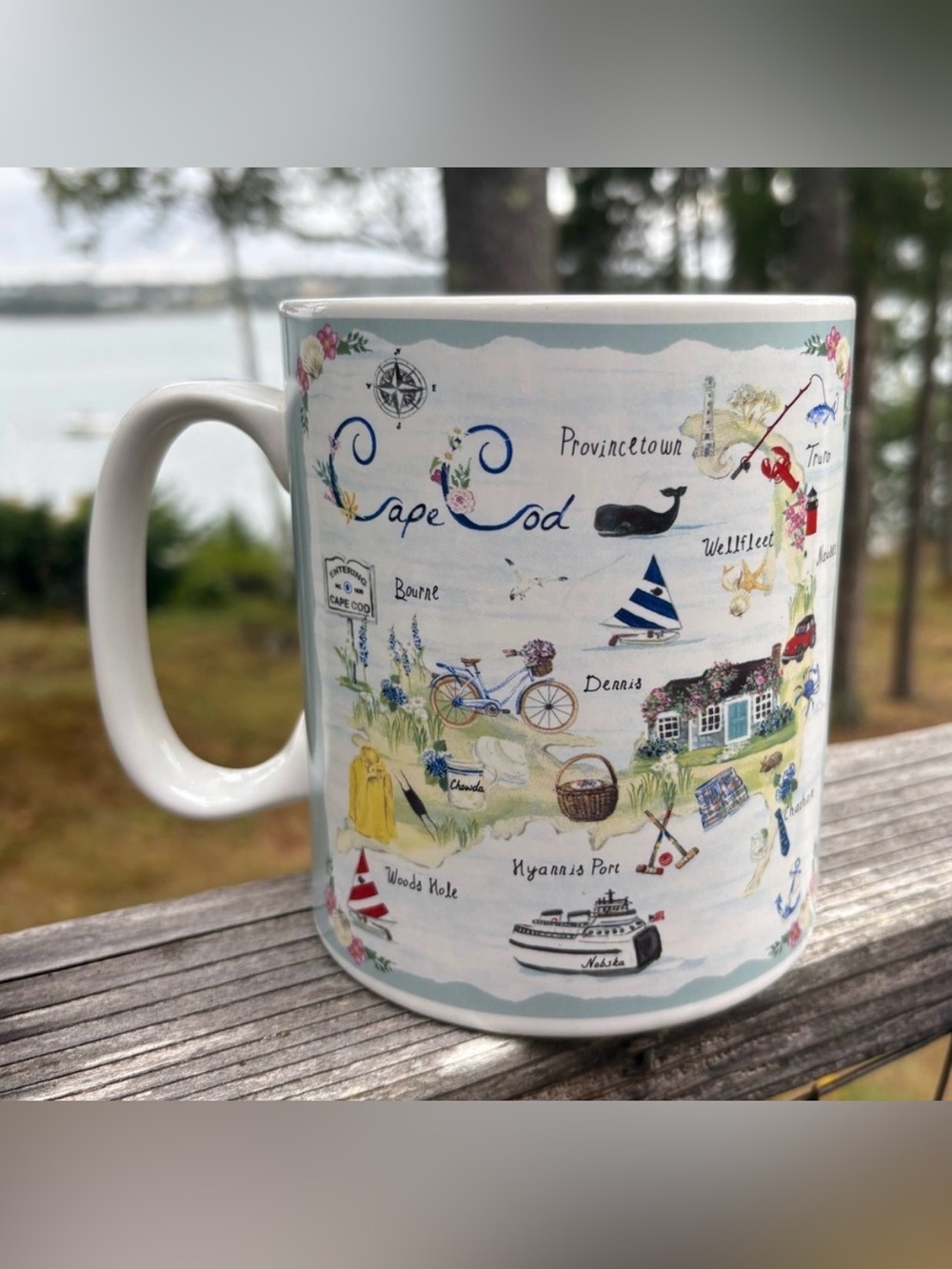 The Casual Chef Escape to the Cape. Cape Cod Illustrated Mug EUC 4 Cups
